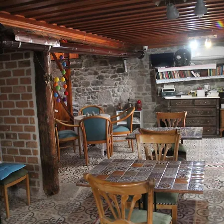 Taskonak Hotel
